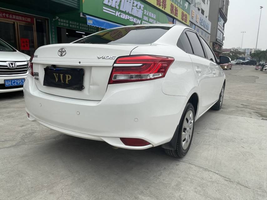 Toyota Vios 2017 #4 Toyota Vios 2017 car image #4
