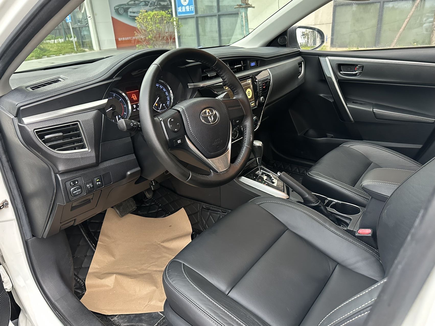 Toyota Corolla 2015 car image #4