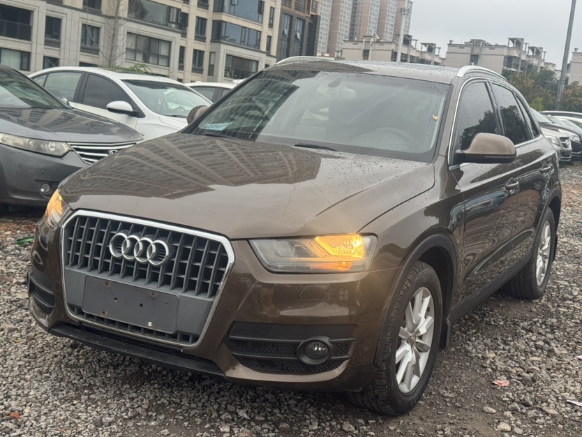 Audi Q3 2015 immagine di auto 