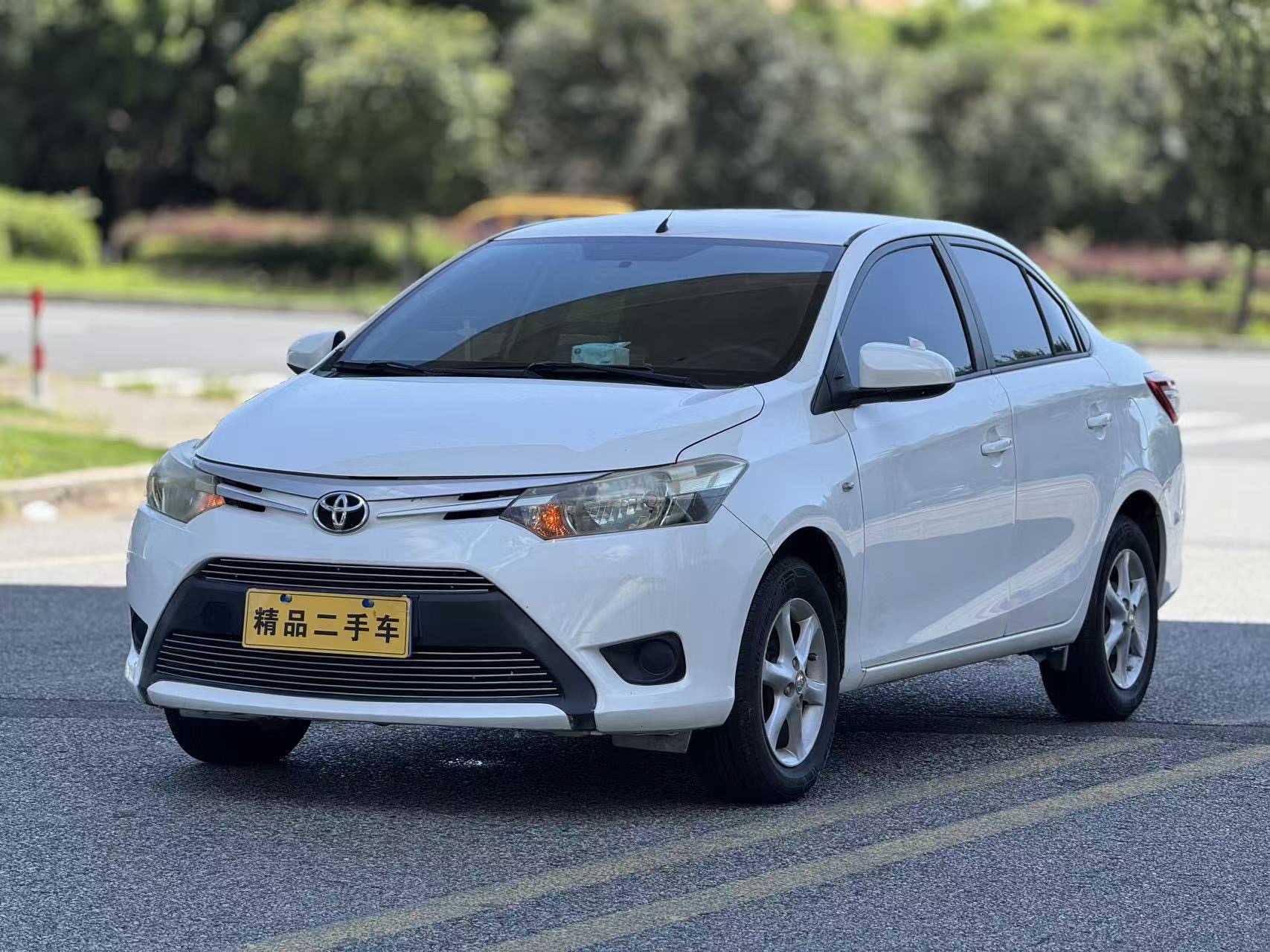 Toyota Vios 2015 Toyota Vios 2015 car image