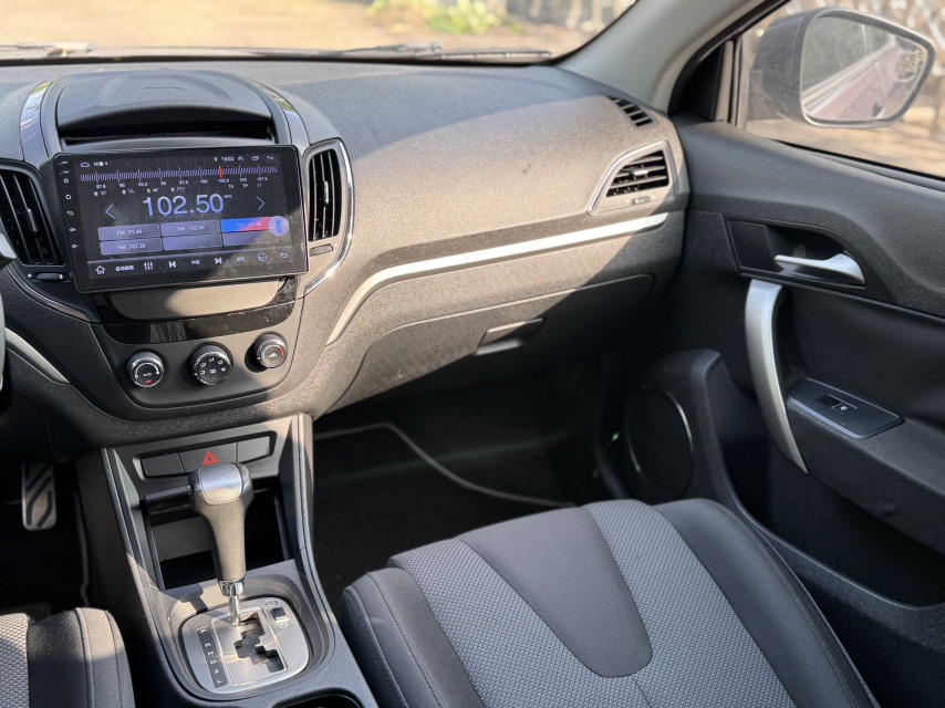 MG 5 2014 #5 MG 5 2014 car image #5