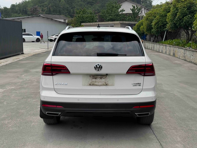 Volkswagen Tharu 2020 car image #8