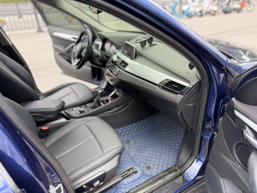 BMW X1 2019 #9 BMW X1 2019 car image #9