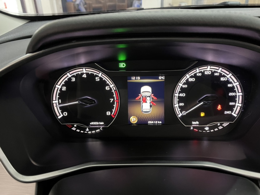 GEELY Coolray 2023 car image #17