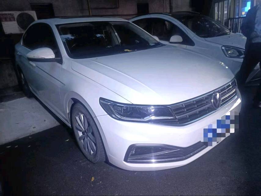 Volkswagen Bora 2021 car image #2