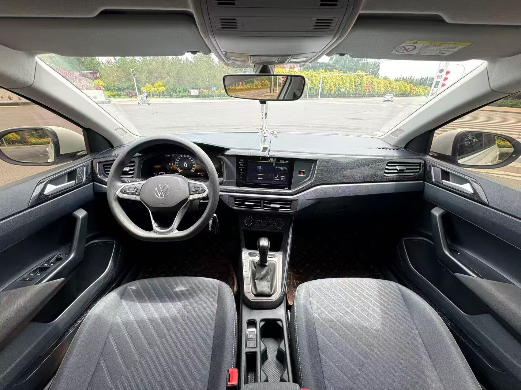 Volkswagen Lavida 2025 car image #4