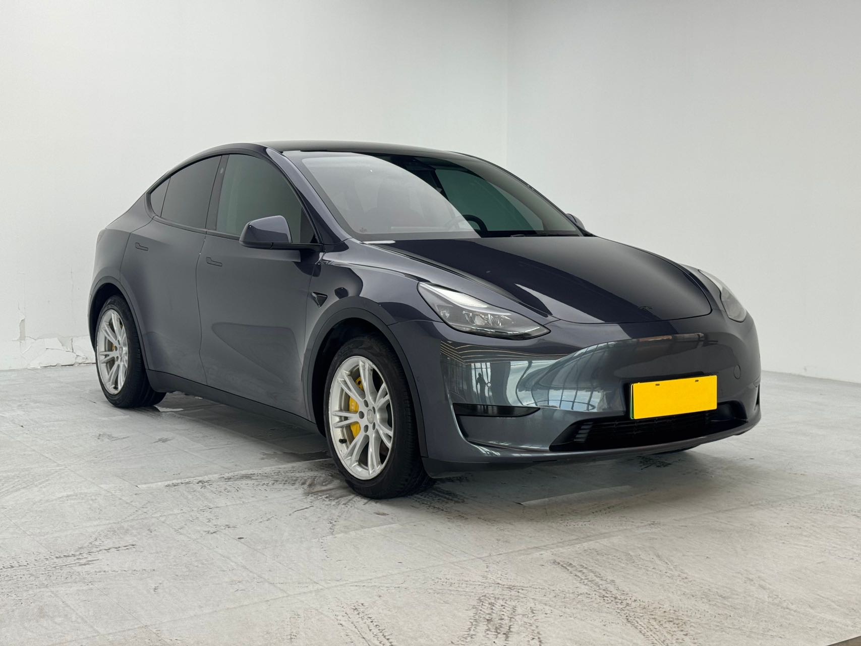 Tesla Model Y 2022 #3 Tesla Model Y 2022 car image #3