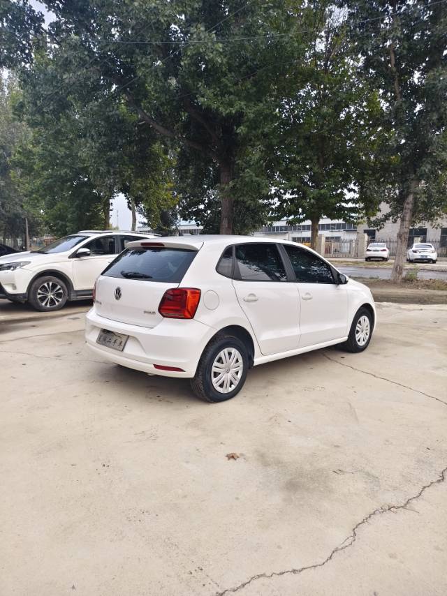 Volkswagen Polo 2017 car image #6