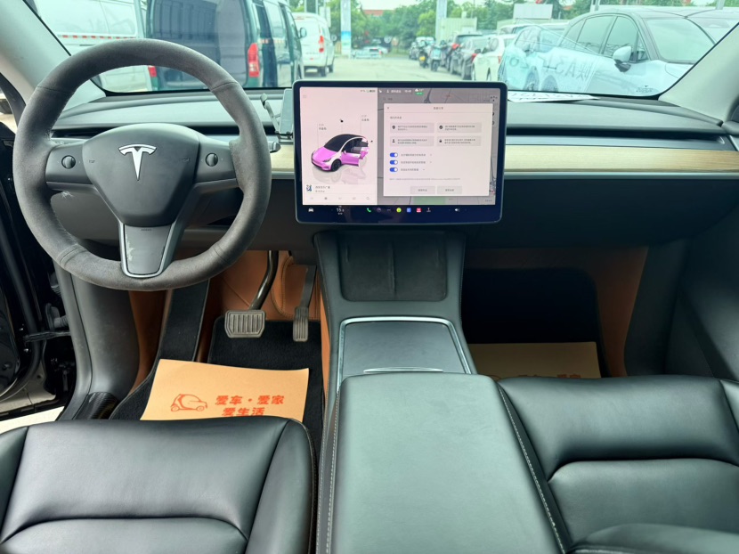 Tesla Model Y 2022 #6 Tesla Model Y 2022 car image #6