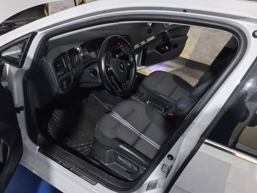 Volkswagen Golf 2020 #5 Volkswagen Golf 2020 car image #5