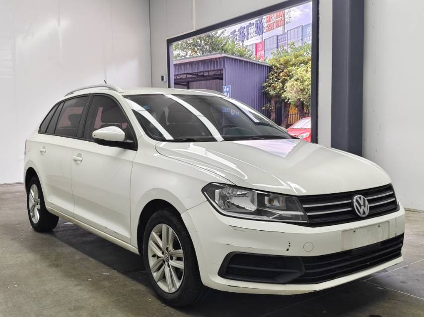 Volkswagen Santana 2018 car image #3