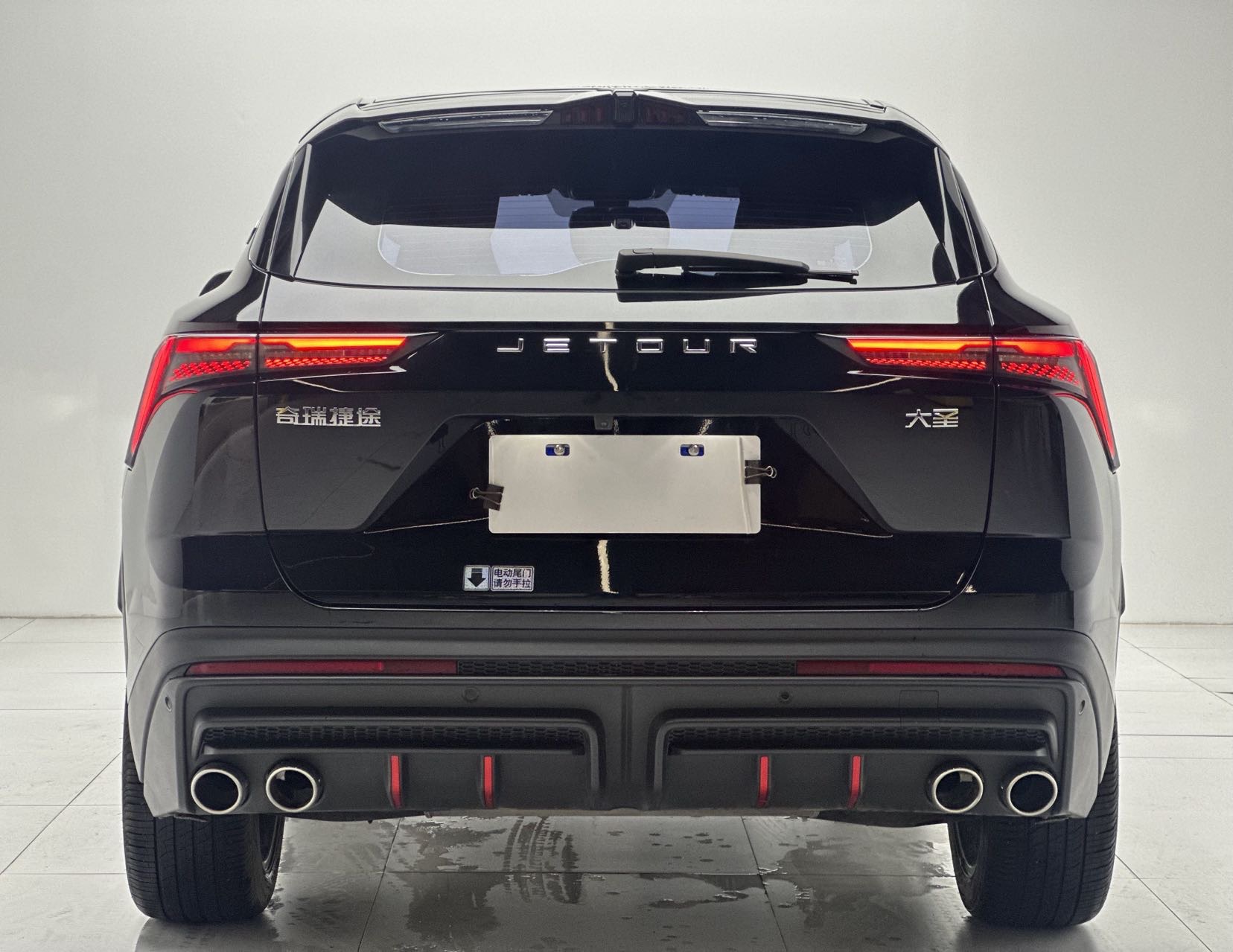 2023 car image #6
