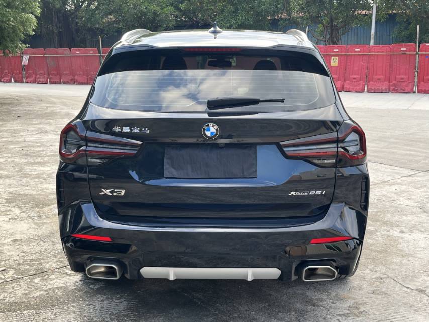 BMW X3 2024 #6 BMW X3 2024 car image #6