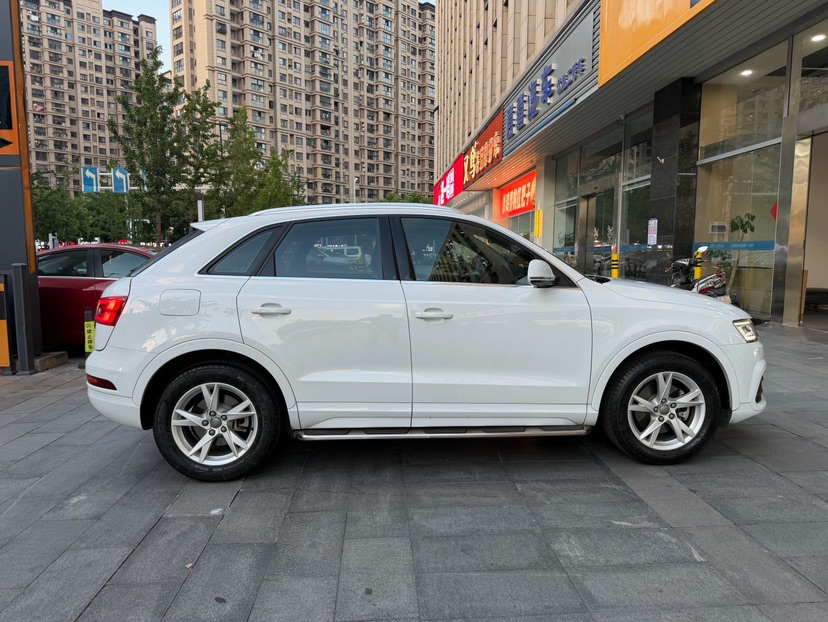 Audi Q3 2018 #4 Audi Q3 2018 car image #4