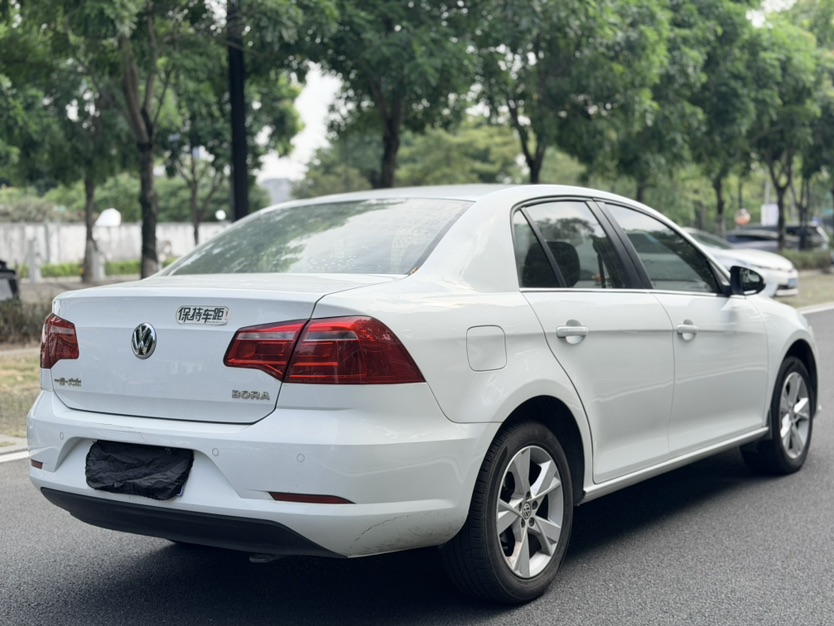 Volkswagen Bora 2014 immagine di auto #9