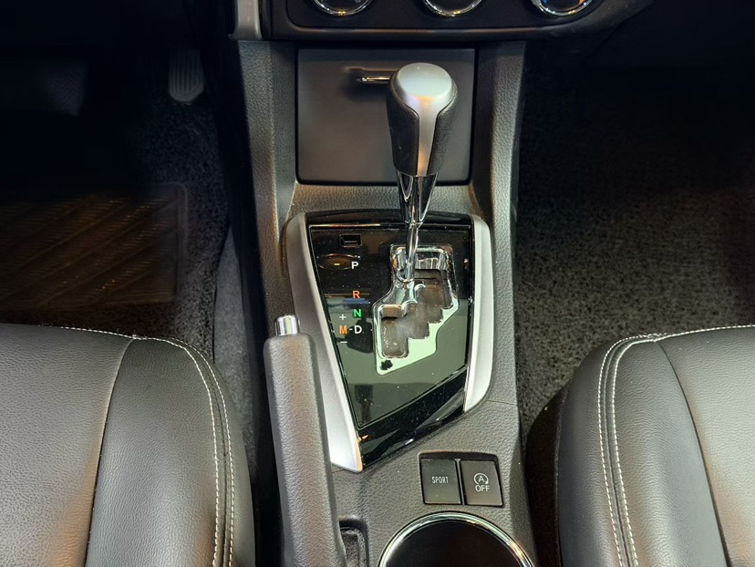 Toyota Corolla 2018 #5 Toyota Corolla 2018 car image #5