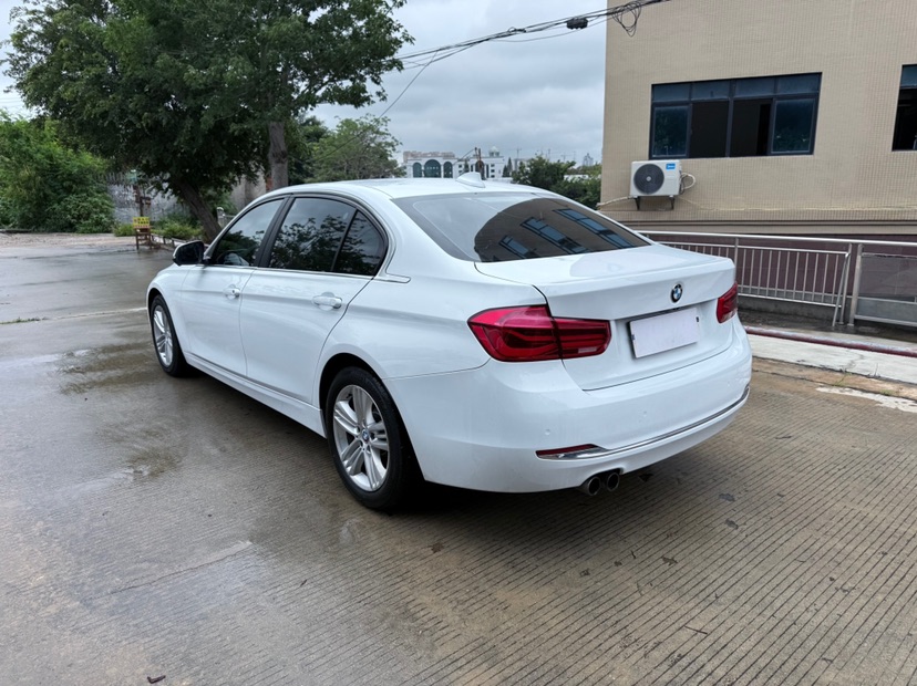 BMW 3 Series 2017 #3 BMW 3 Series 2017 car image #3