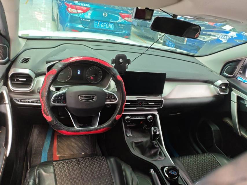 GEELY Coolray 2024 car image #3