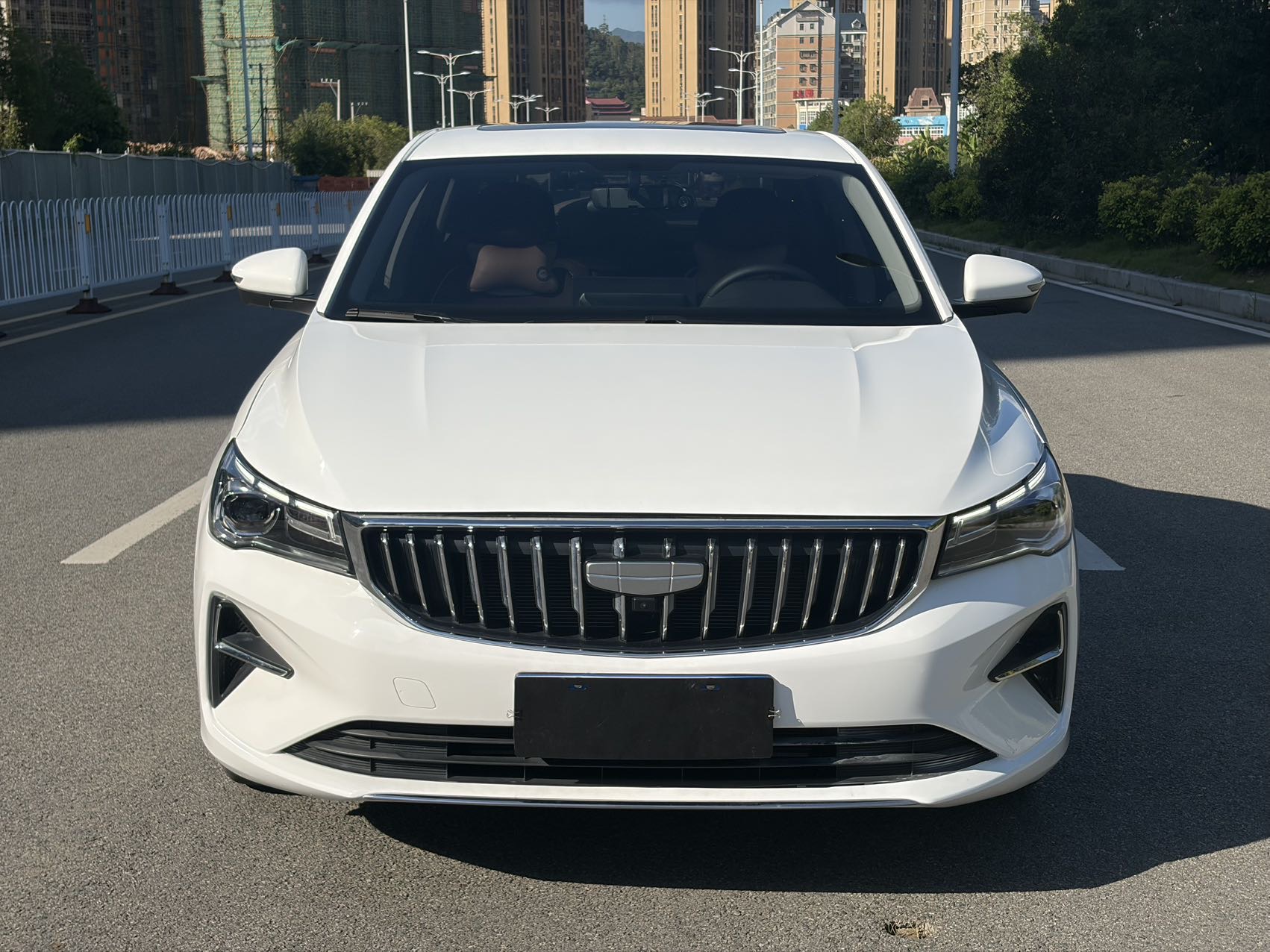 GEELY Emgrand 2026 immagine di auto #2