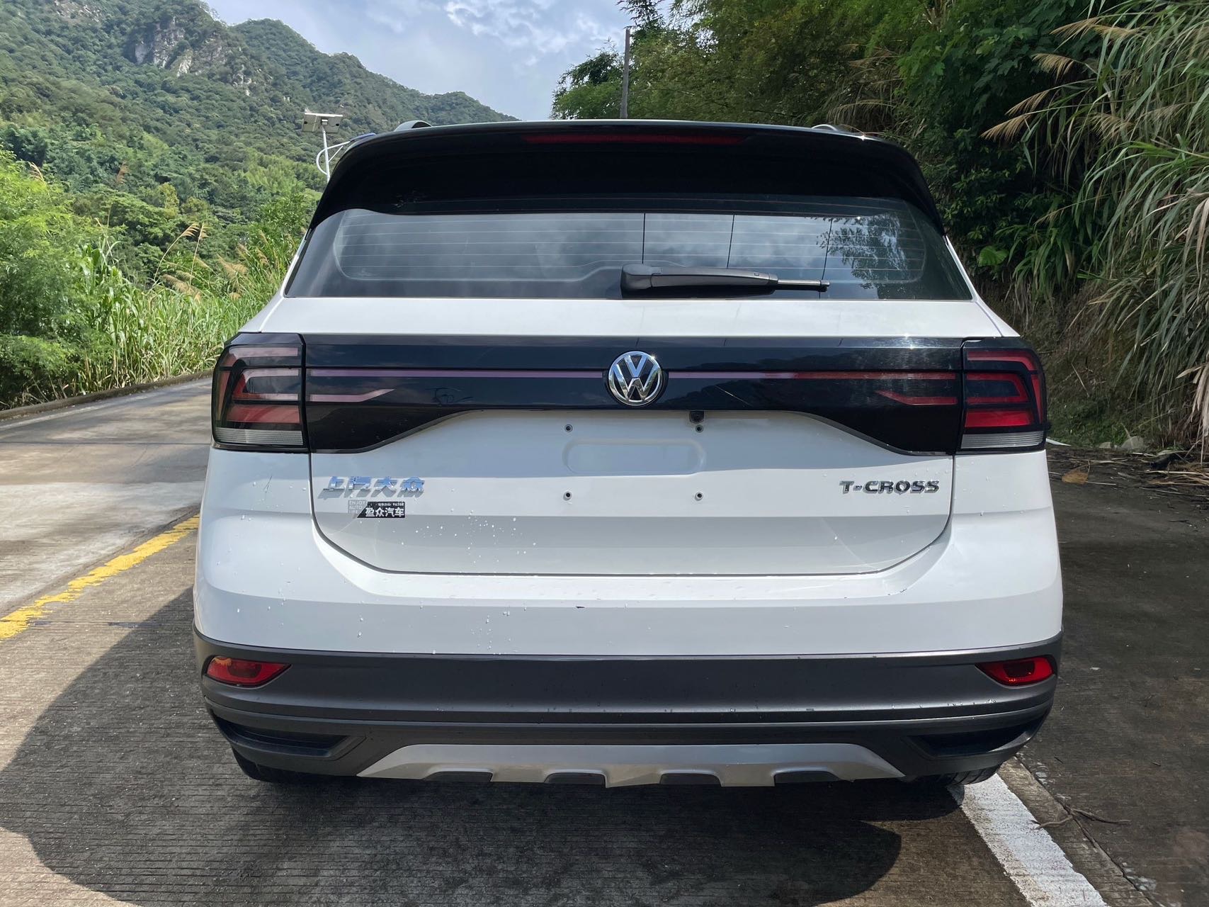 Volkswagen T-Cross 2020 car image #7