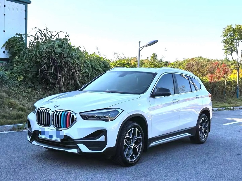 BMW X1 2022 BMW X1 2022 car image
