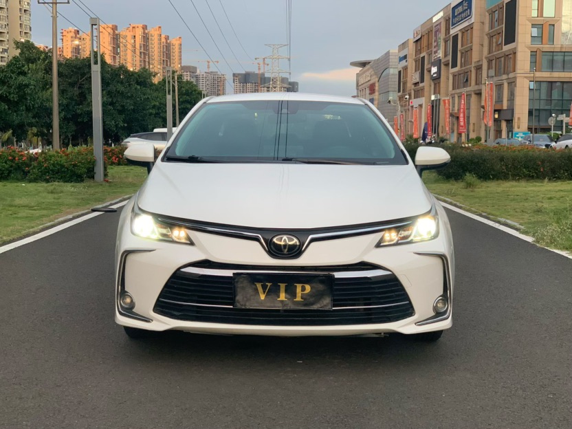 Toyota Corolla 2019 #2 Toyota Corolla 2019 car image #2