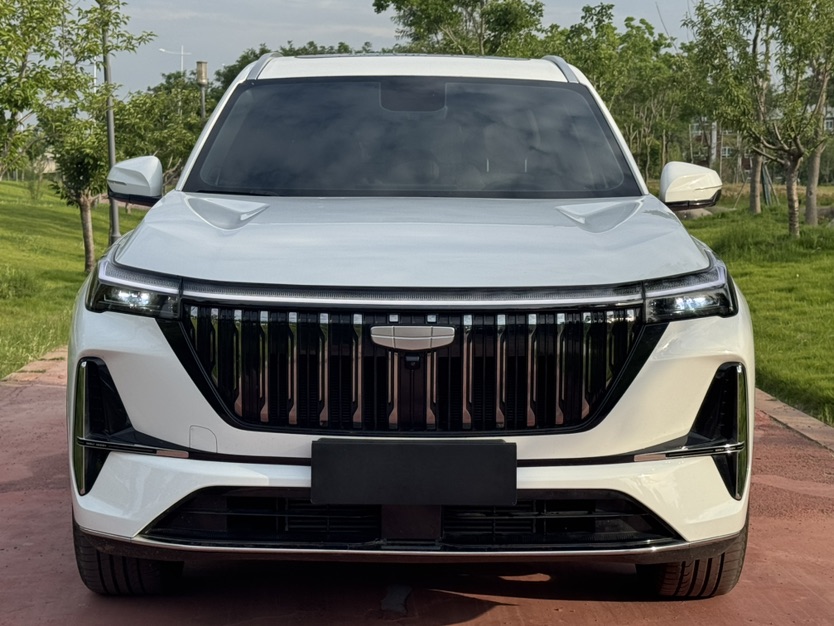 GEELY Boyue L 2025 car image #2