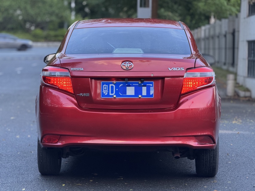 Toyota Vios 2015 immagine di auto #8