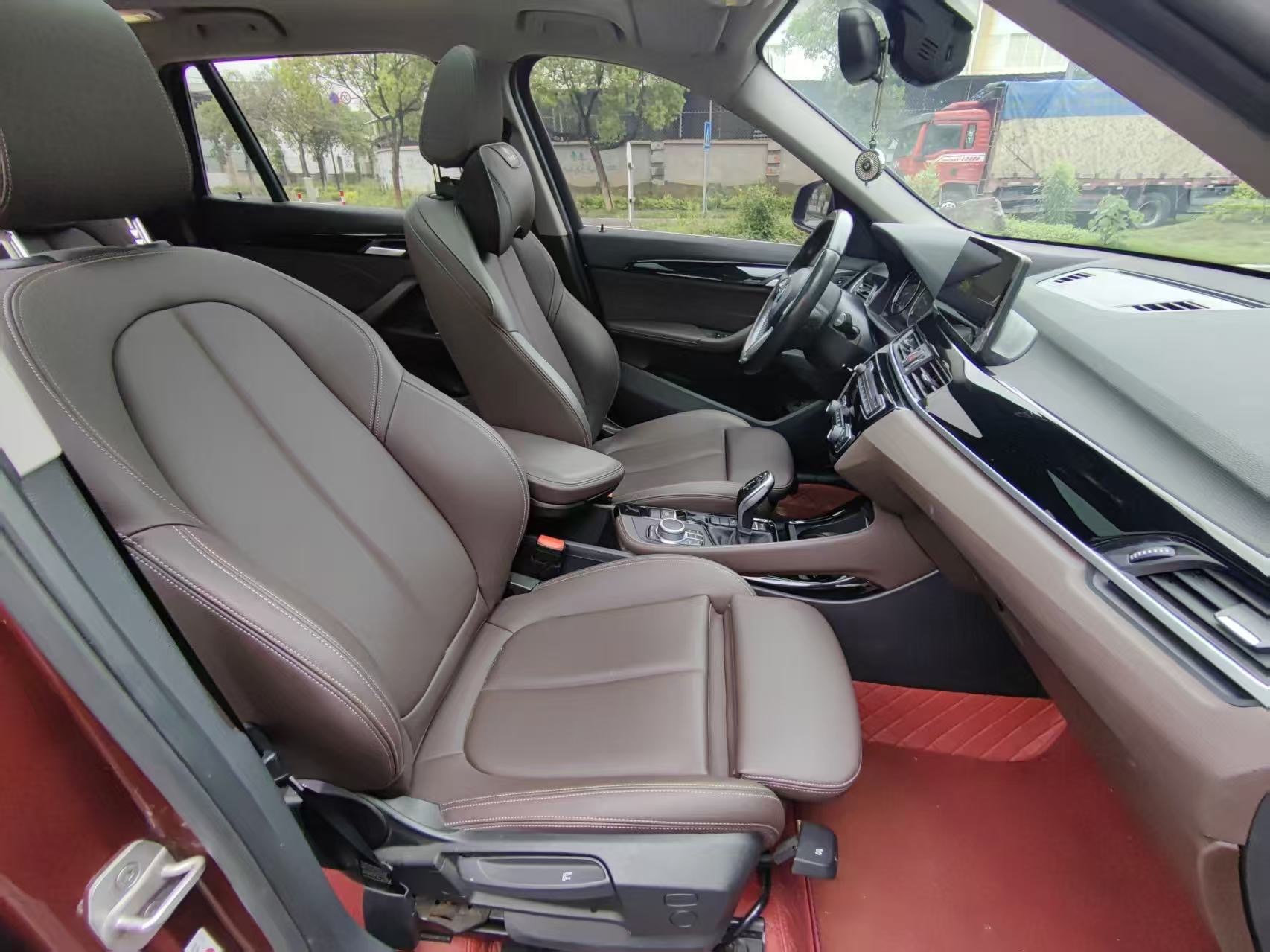 BMW X1 2020 car image #4