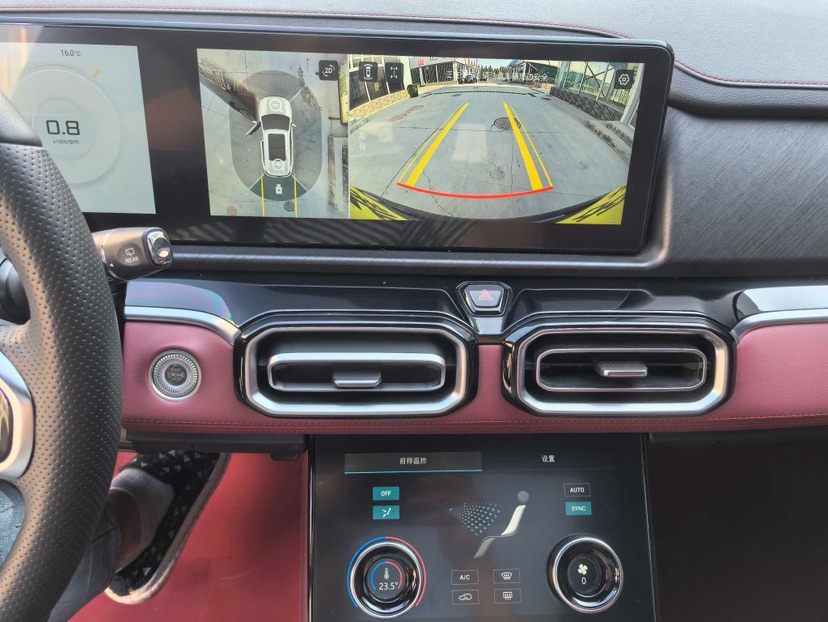Jetour X70 PLUS 2024 car image #5