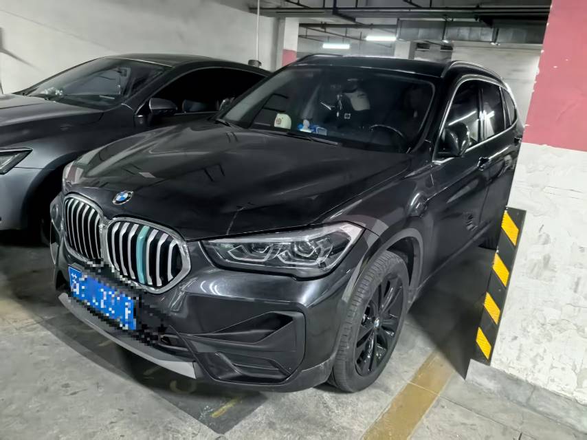 BMW X1 2021 BMW X1 2021 car image