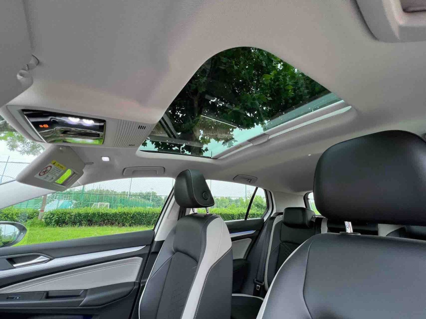 Volkswagen Golf 2022 #16 Volkswagen Golf 2022 car image #16