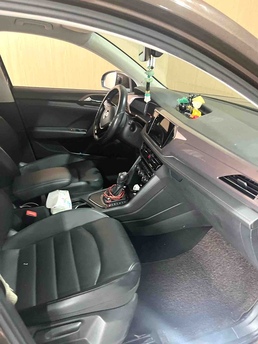 Volkswagen Tharu 2020 car image #6