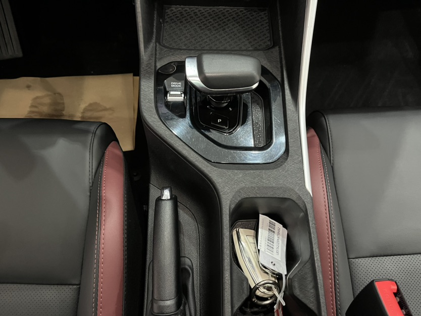 GEELY Coolray 2023 car image #14