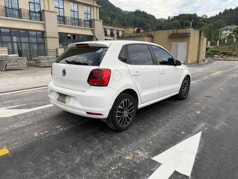 Volkswagen Polo 2016 #4 Volkswagen Polo 2016 car image #4