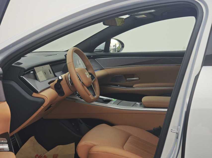 BYD HanL 2025 car image #4