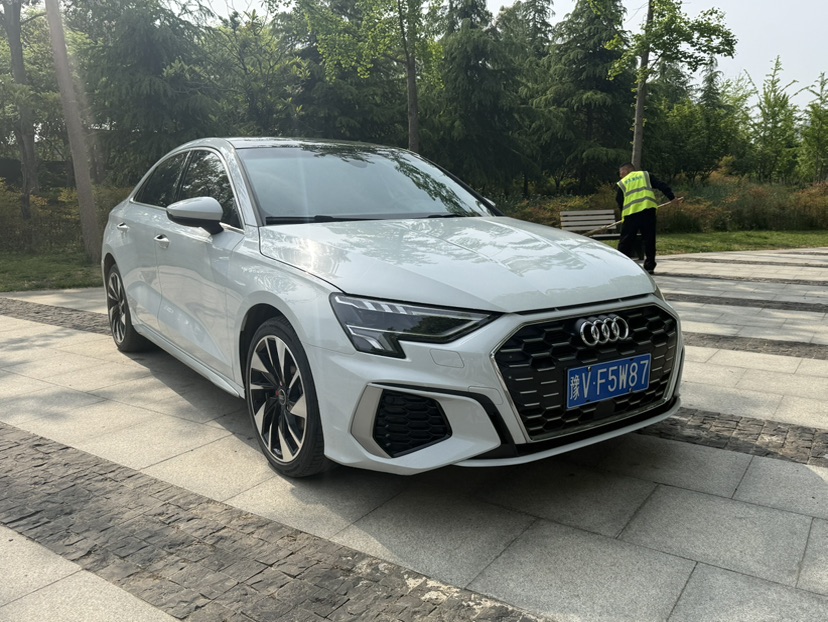 Audi A3 2024 car image #4