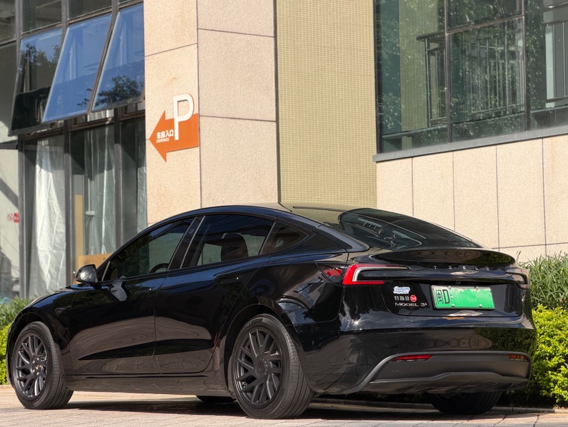Tesla Model 3 2024 #4 Tesla Model 3 2024 car image #4