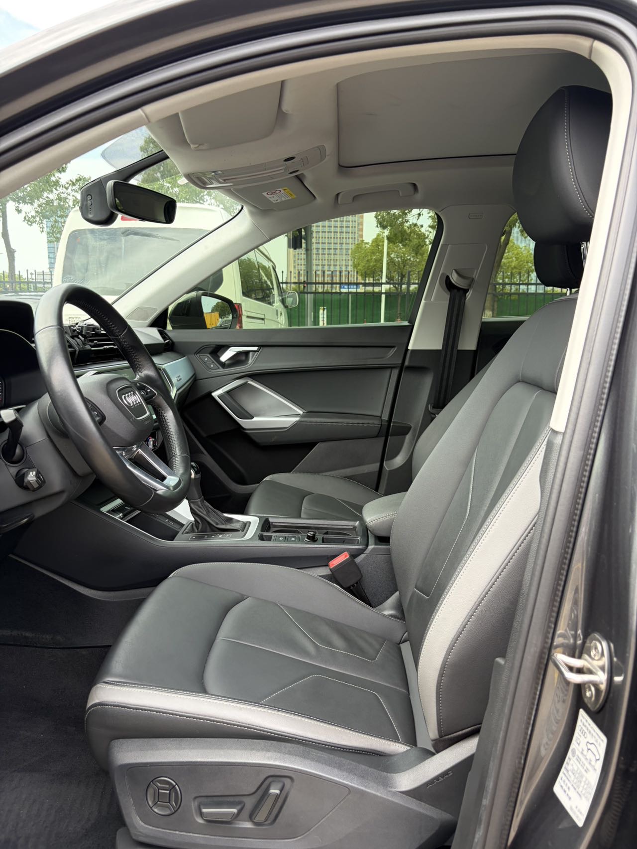 Audi Q3 2020 #4 Audi Q3 2020 car image #4