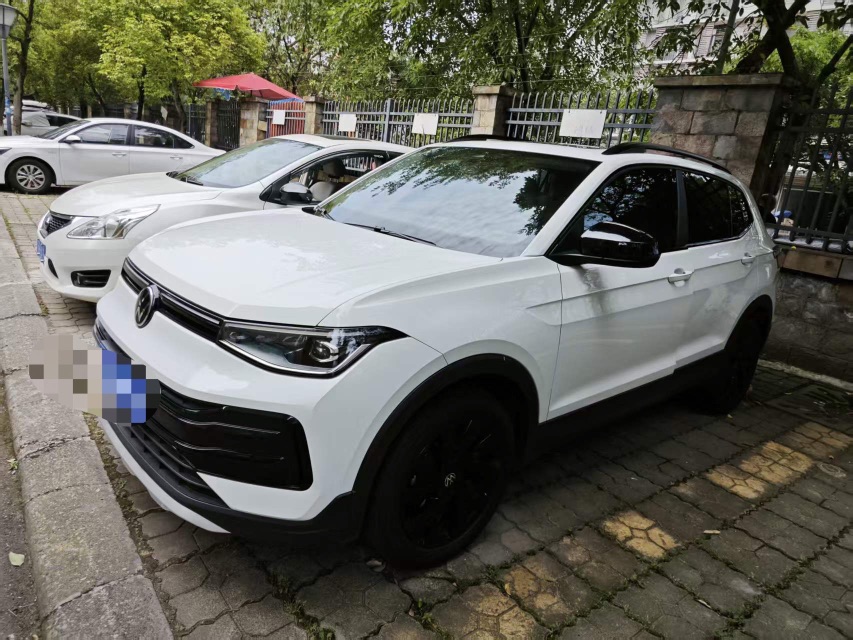 Volkswagen Tharu 2025 car image 