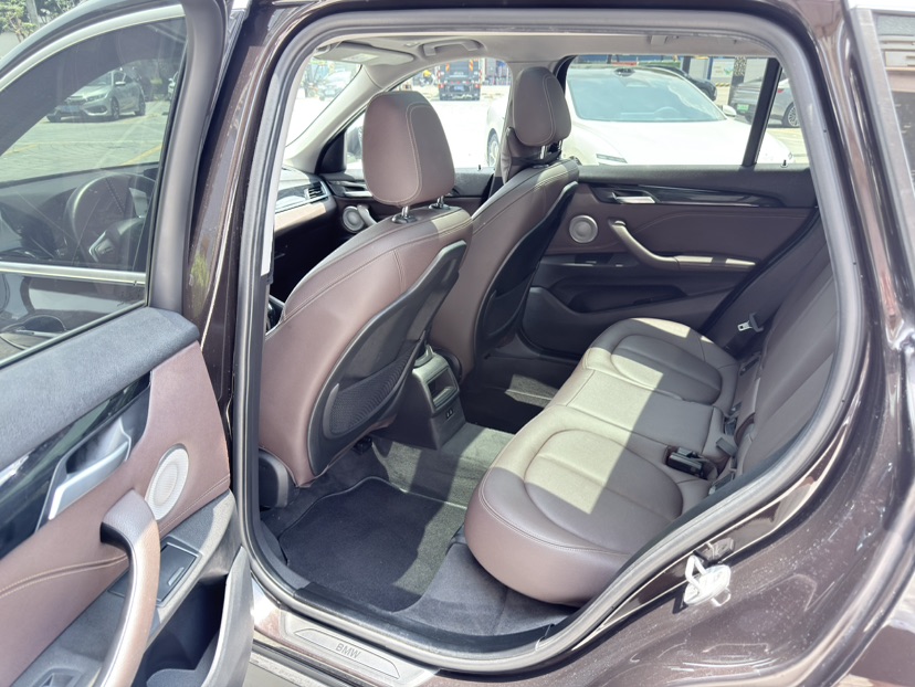 BMW X1 2021 car image #6