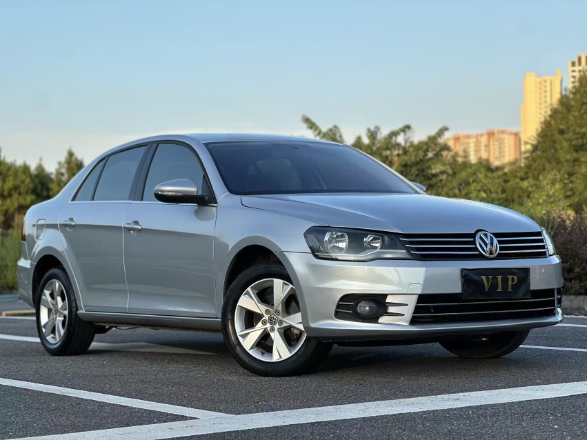 Volkswagen Bora 2015 Volkswagen Bora 2015 car image