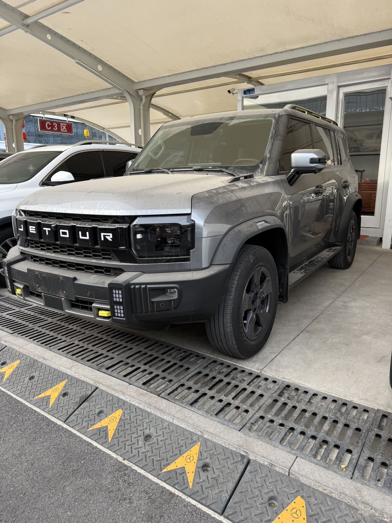 Jetour Traveller 2024 car image 