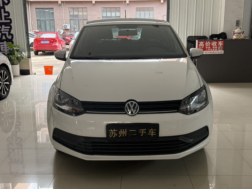 Volkswagen Polo 2016 car image #2