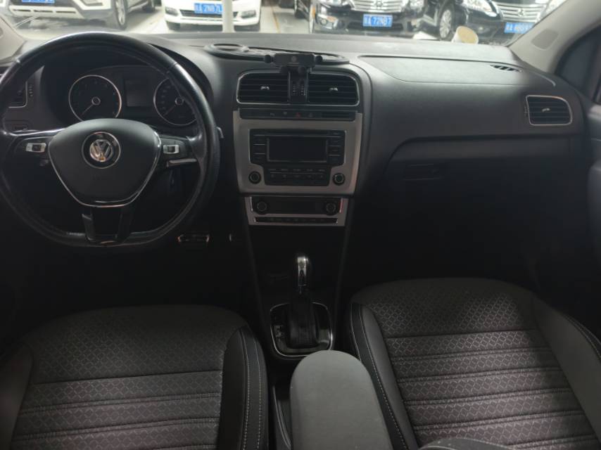 Volkswagen Polo 2015 #6 Volkswagen Polo 2015 صورة سيارة #6