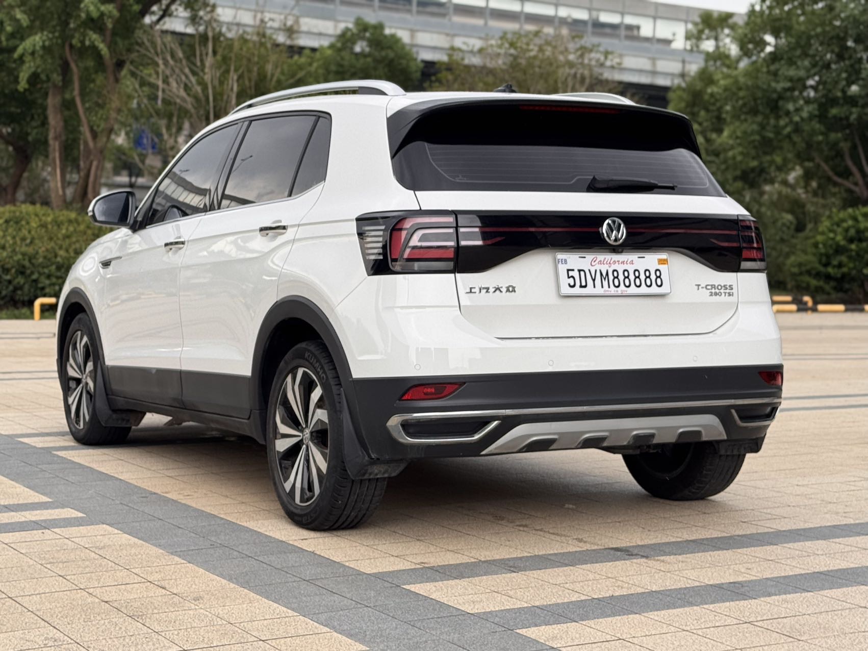 Volkswagen T-Cross 2019 #9 Volkswagen T-Cross 2019 car image #9