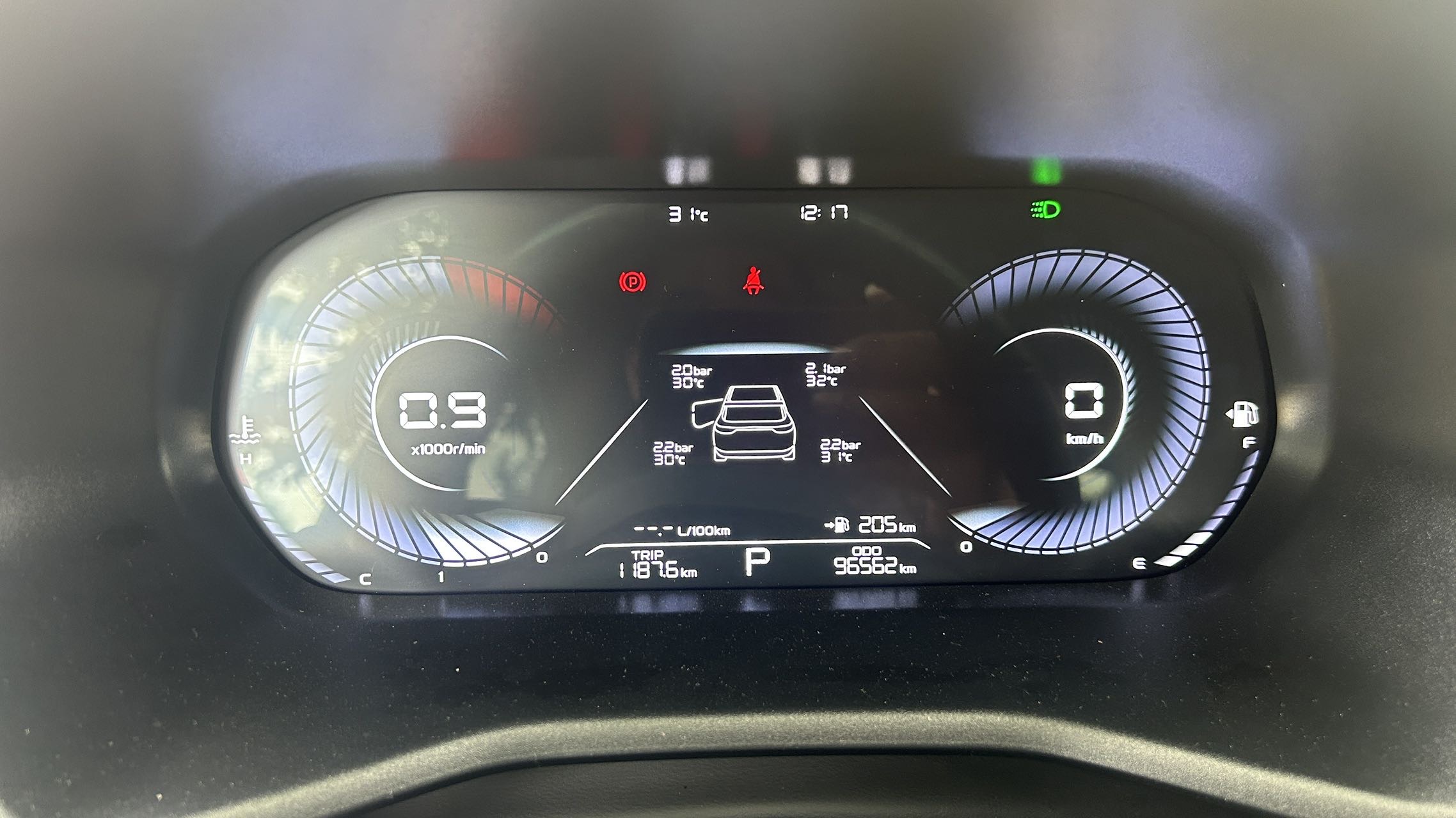 GEELY Emgrand 2022 car image #4