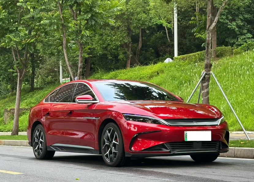 BYD Han 2022 #3 BYD Han 2022 car image #3