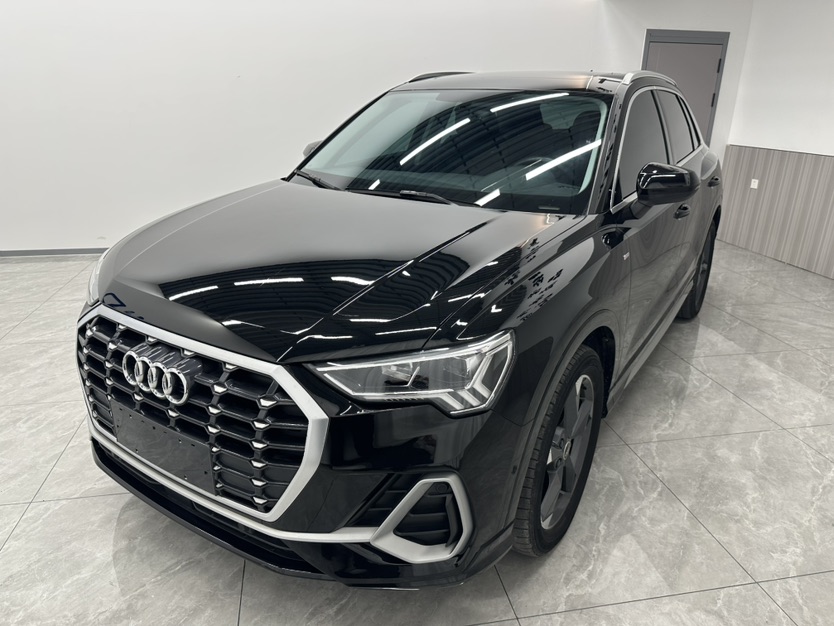 Audi Q3 2022 immagine di auto #3