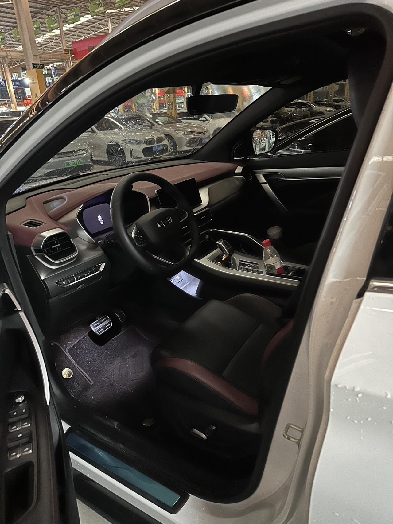 GEELY Coolray 2020 car image #4